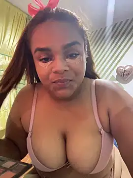 Evabigass online show from 7, 10, 2025