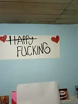 Elvishcassie  online show from 7, 2, 2025