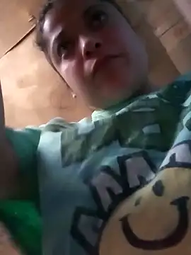 Elvishcassie  online show from 9, 5, 2026