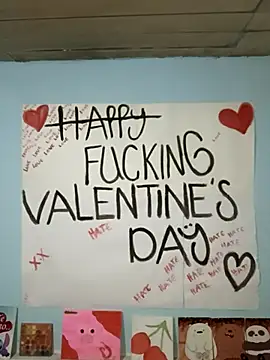 Elvishcassie  online show from 17, 2, 2025