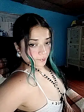 Elvishcassie  online show from 1, 7, 2026