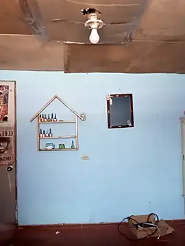 Elvishcassie  online show from 18, 11, 2025