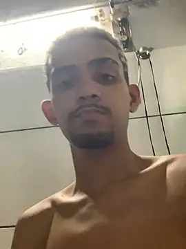 moreninhoP online show from 1, 1, 2025