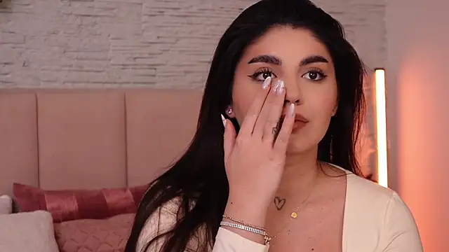 RachelSwaan online show from 3, 2, 2025