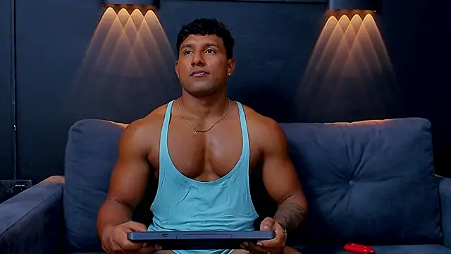 CallumMuscle online show from 5, 2, 2025