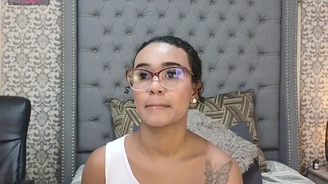 evafoxs online show from 21, 3, 2025