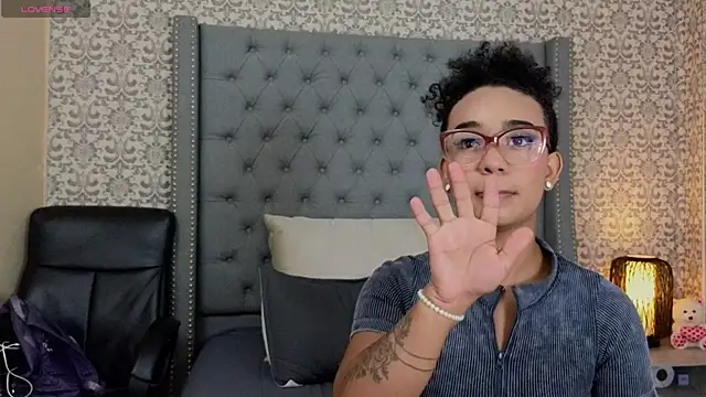 evafoxs online show from 19, 3, 2025