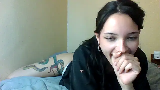 Snapshot of felinebitxx chatting on 28, 2, 2025 felinebitxx online show from 28, 2, 2025