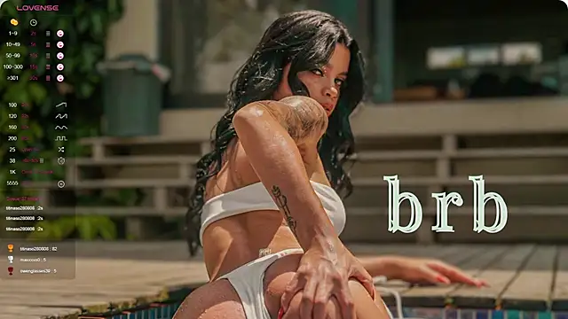 Snapshot of mia_world_ chatting on 10, 2, 2025 mia world online show from 10, 2, 2025