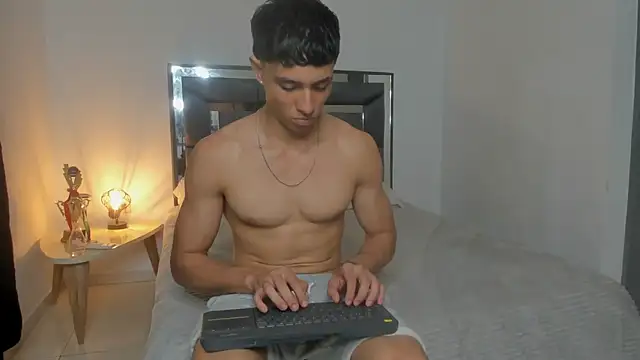 enzo sloran online show from 22, 11, 2025