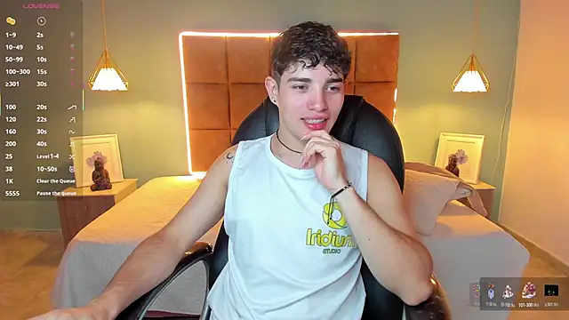 AlejooTwink online show from 23, 10, 2025