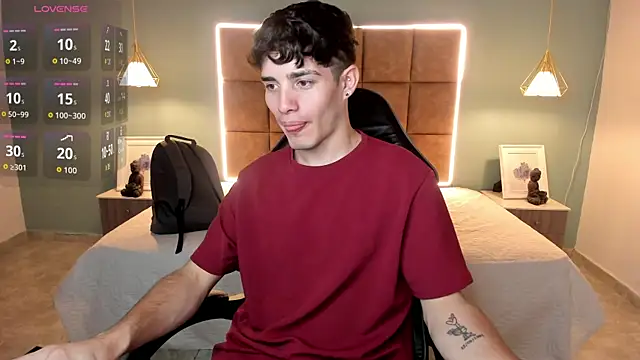AlejooTwink online show from 24, 4, 2026