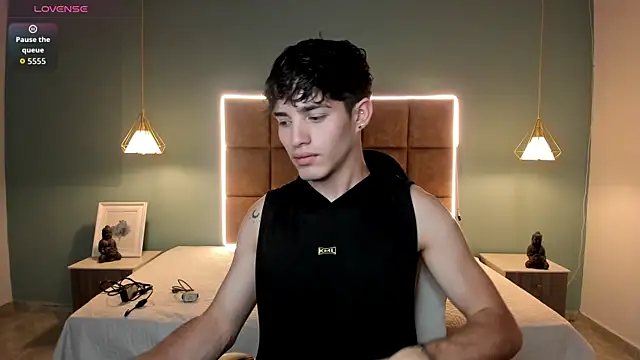 AlejooTwink online show from 3, 5, 2026