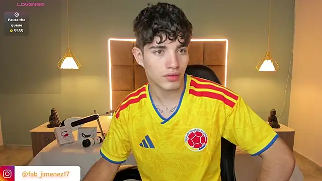AlejooTwink online show from 4, 7, 2026