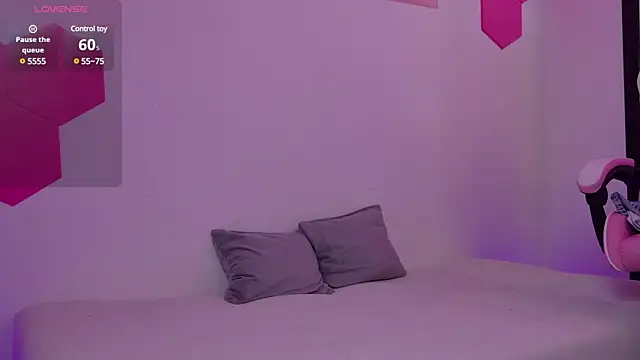 Hanna Smirnov online show from 14, 3, 2025