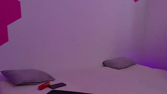 Hanna Smirnov online show from 19, 3, 2025