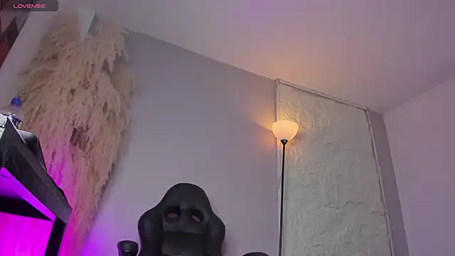 Sharicklovee online show from 8, 10, 2025