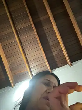 Snapshot of siri_duque chatting on 21, 4, 2026 siri duque online show from 21, 4, 2026