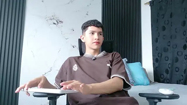 Noah tyler  online show from 7, 3, 2026