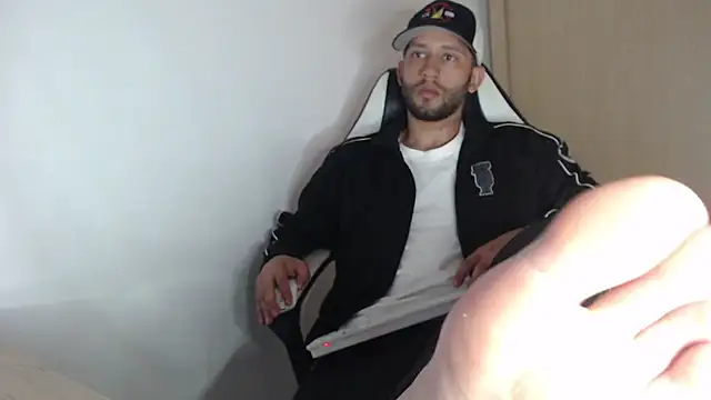 Snapshot of maxXximo777 chatting on 7, 2, 2025 maxXximo777 online show from 7, 2, 2025