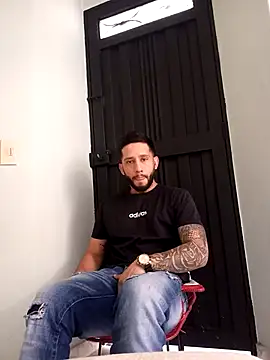 Snapshot of maxXximo777 chatting on 6, 12, 2024 maxXximo777 online show from 6, 12, 2024