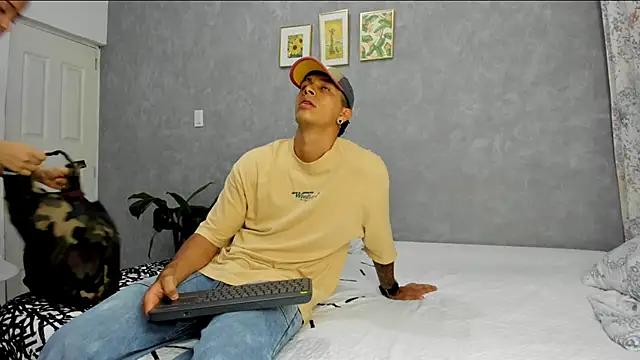 sex sin estresx online show from 3, 10, 2025