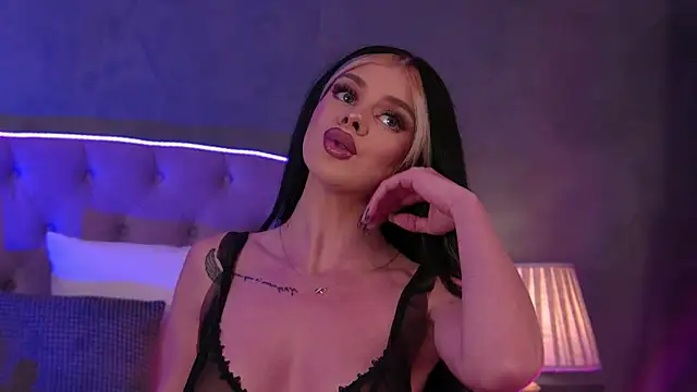 IvyRaven online show from 7, 11, 2025