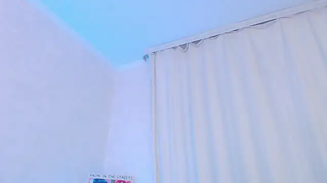amelia sunlight online show from 24, 6, 2026