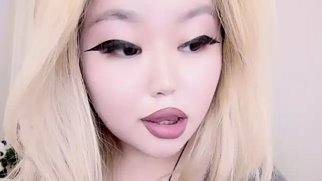 amelia sunlight online show from 14, 3, 2025