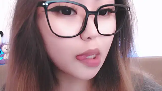 amelia sunlight online show from 18, 4, 2026