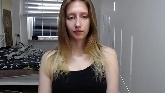 LUNA delight online show from 10, 9, 2025