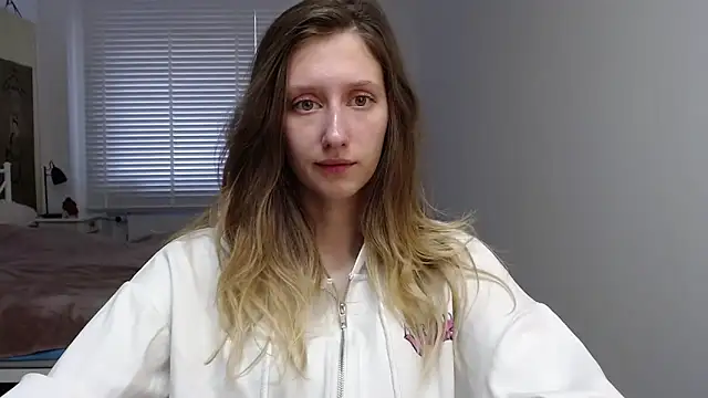 LUNA delight online show from 6, 10, 2025