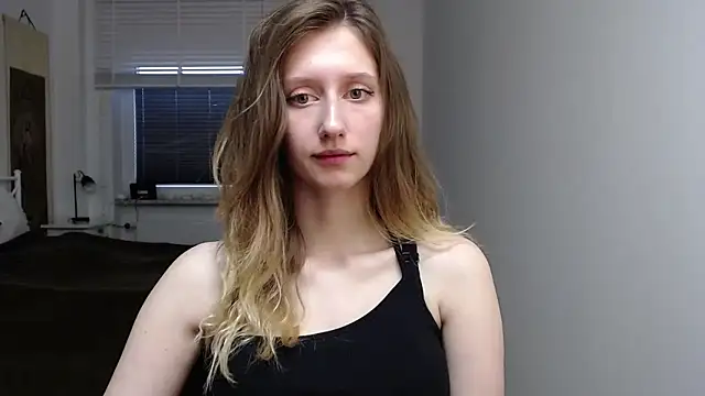 LUNA delight online show from 22, 9, 2025