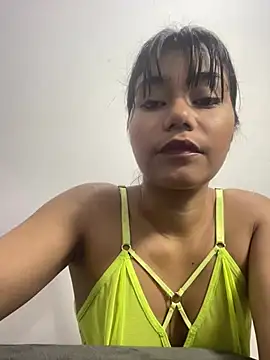 natalyclauss  online show from 8, 3, 2025