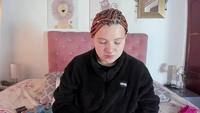 CelessteRedds online show from 18, 9, 2025