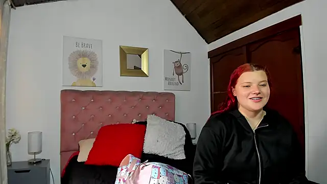 CelessteRedds online show from 14, 5, 2026