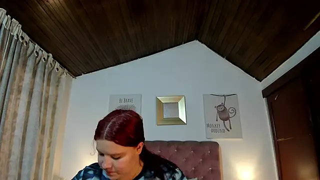 CelessteRedds online show from 30, 4, 2026