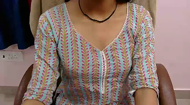 Snapshot of PRIYANKA_KUMARI_01 chatting on 13, 2, 2025 PRIYANKA KUMARI 01 online show from 13, 2, 2025