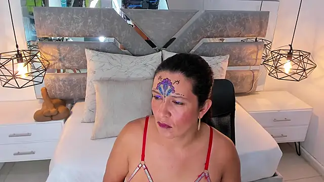 Snapshot of Slut_Milf_ chatting on 9, 7, 2026 Slut Milf online show from 9, 7, 2026