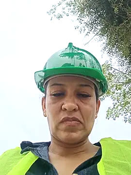 Slut Milf  online show from 8, 3, 2025