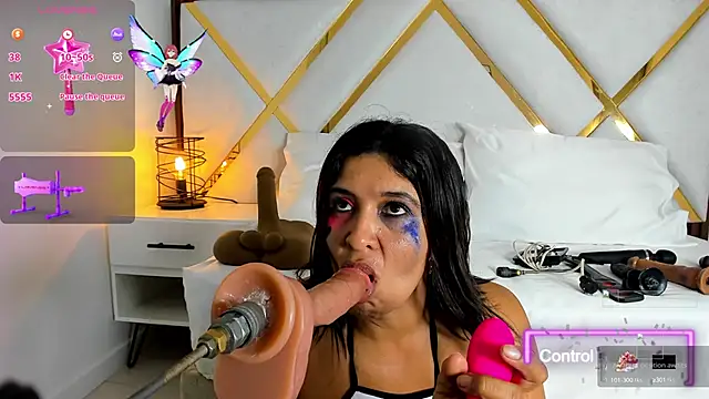 Slut Milf  online show from 15, 10, 2025