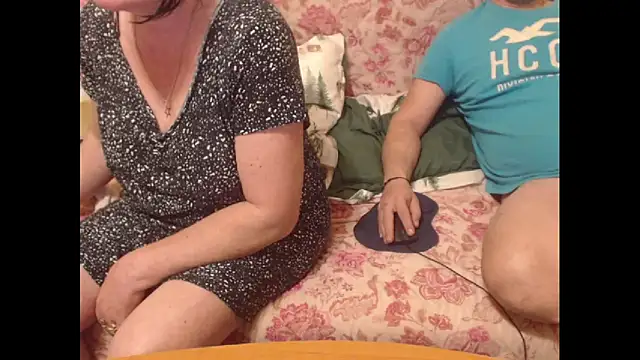 sweetcouplesweets online show from 15, 3, 2026