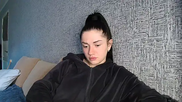 Liana diva online show from 25, 4, 2026