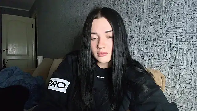 Liana diva online show from 12, 1, 2026