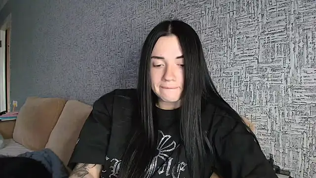 Liana diva online show from 12, 4, 2026