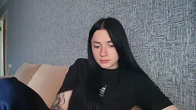 Liana diva online show from 4, 5, 2026