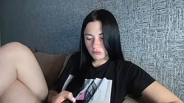 Snapshot of Liana_diva chatting on 4, 7, 2026 Liana diva online show from 4, 7, 2026