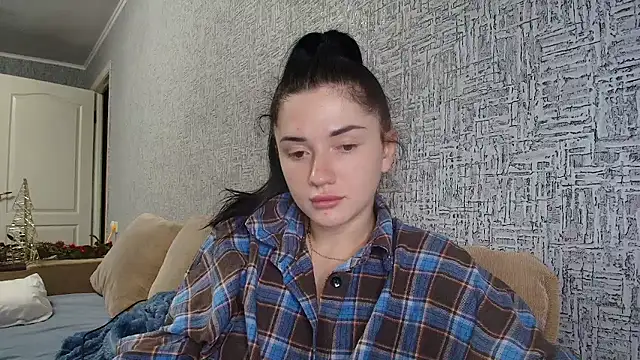 Liana diva online show from 7, 1, 2026