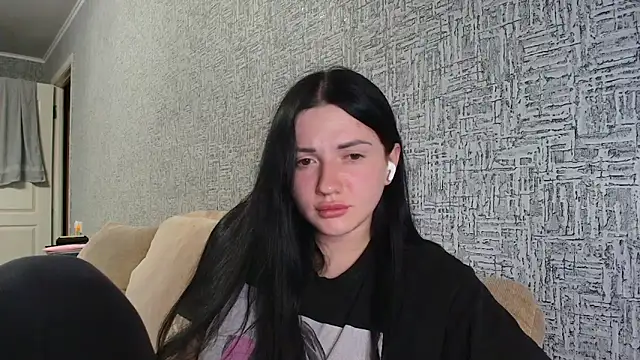 Liana diva online show from 10, 3, 2026