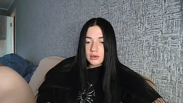 Liana diva online show from 4, 6, 2026